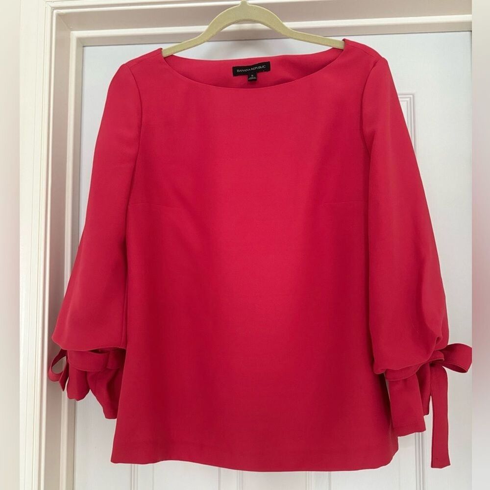 Banana Republic Red 3/4 Ruched Sleeves with Ties Top Blouse Sz S EUC